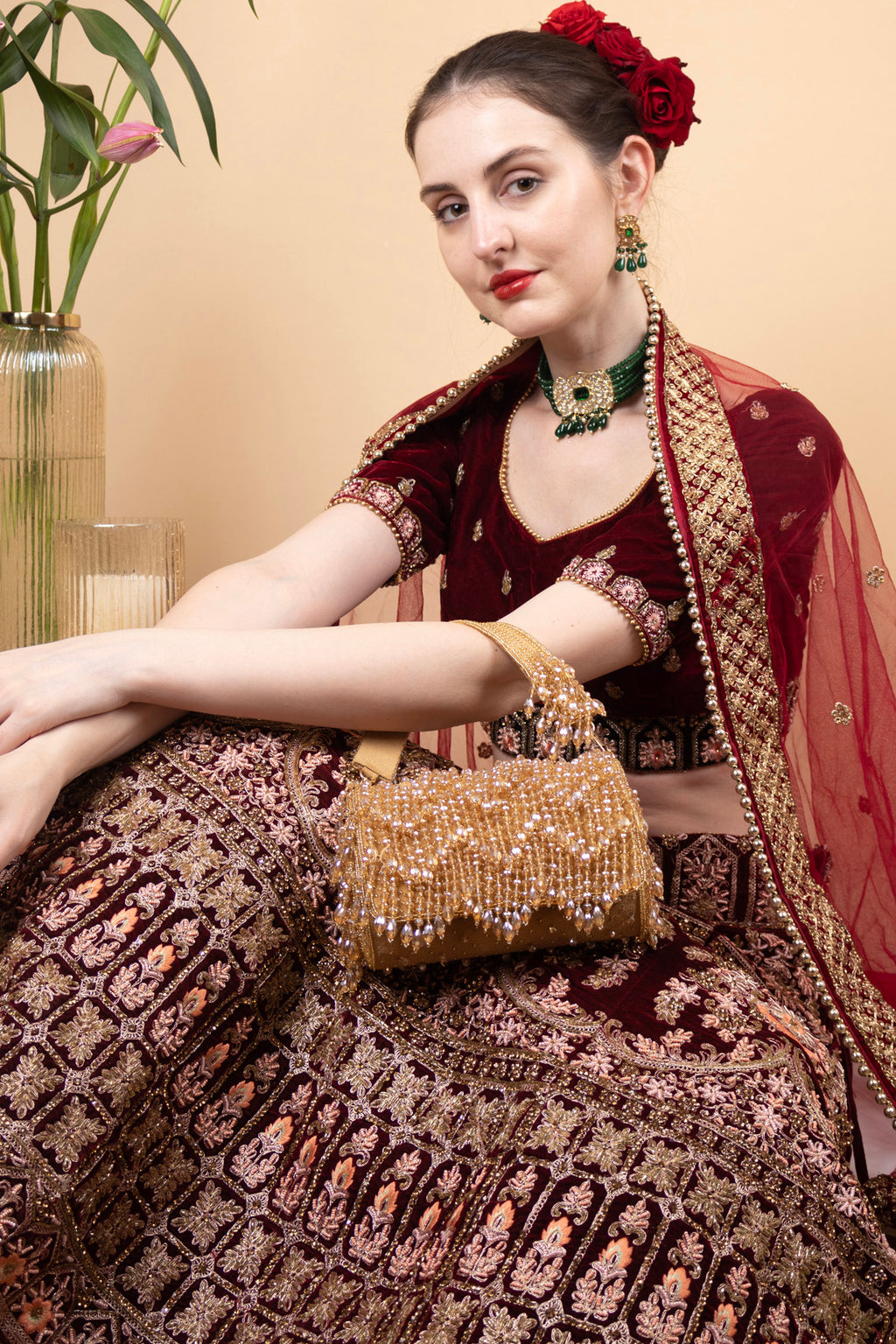 Eeth Gold Beads Crystal Embellished Clutch