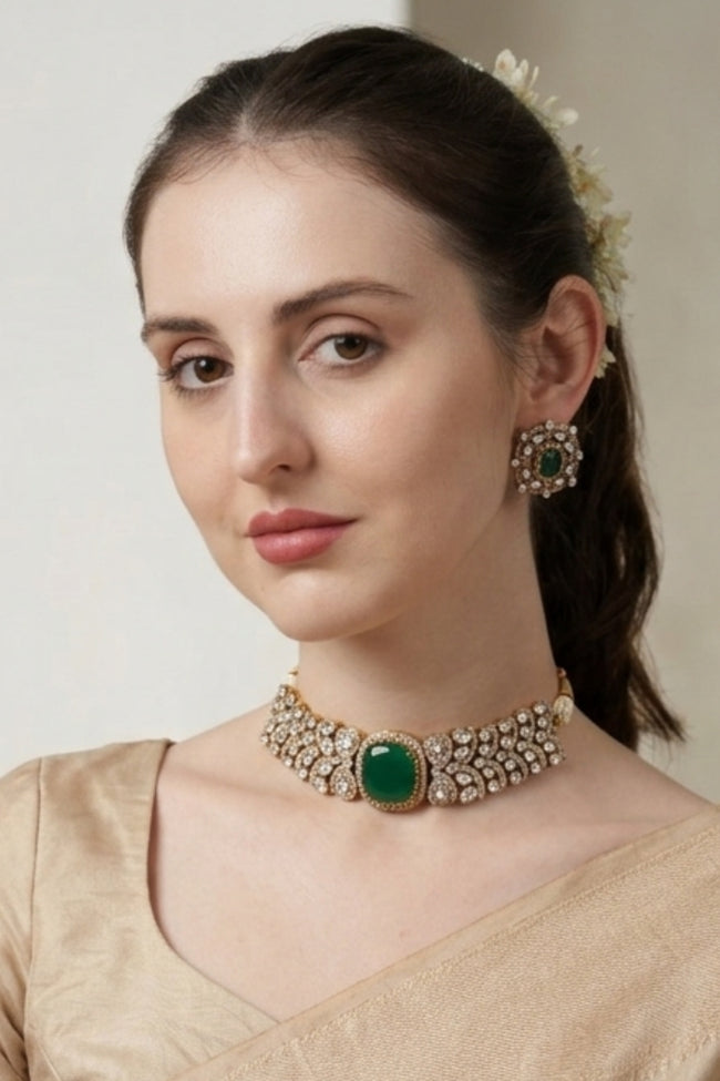Exquisite Green Stone Kundan Choker Set Hover Image